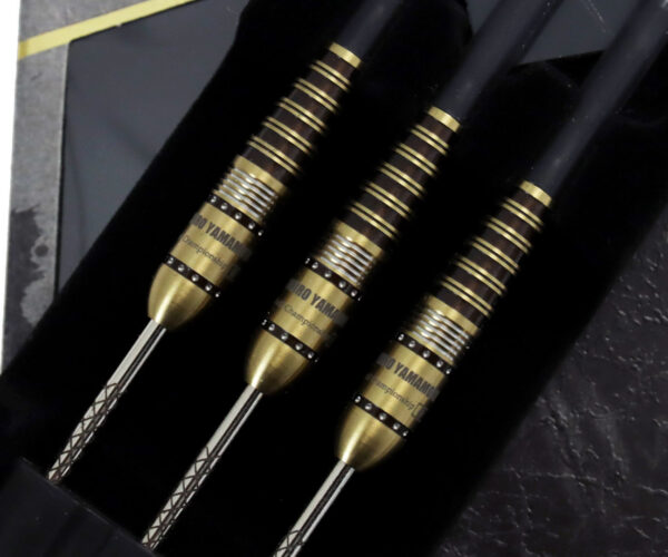 dnd1145_04.jpg Dynasty Katana Ortega 2 Nobuhiro Yamamoto Limited Edition - Steeldart