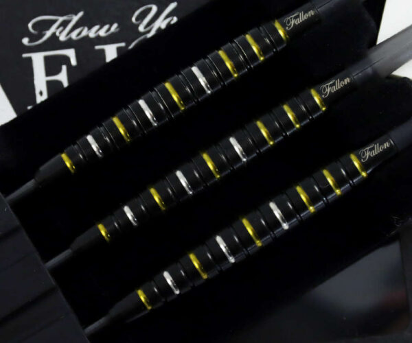 Dynasty A-Flow Black Line Fallon 3 MG Fallon Sherrock Black/Gold - Steeldart